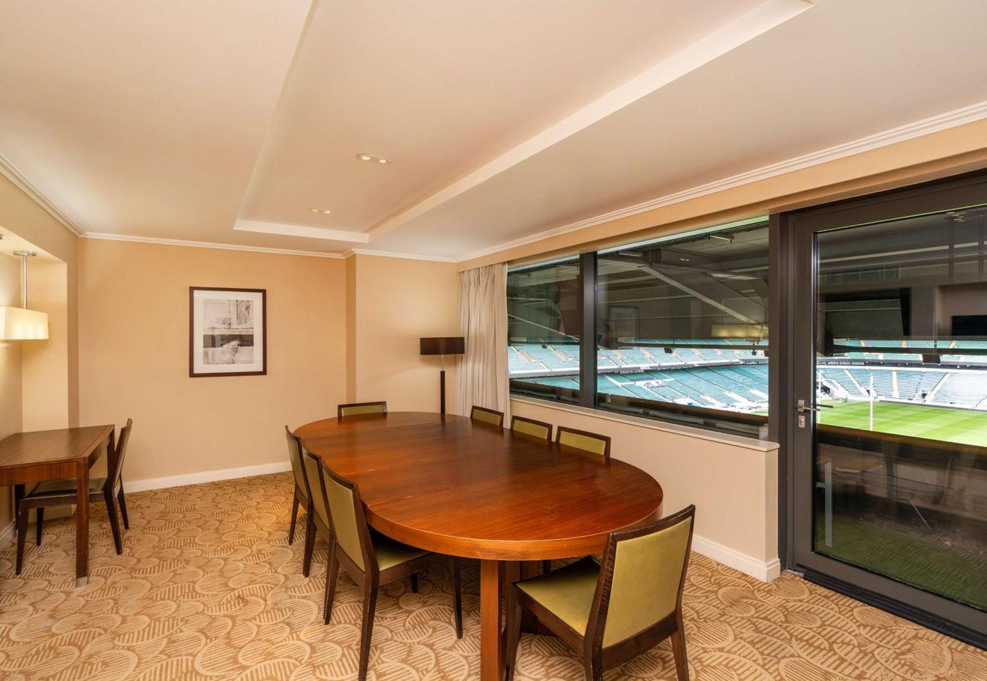 London Twickenham Stadium Hotel, A Member Of Radisson Individuals Zewnętrze zdjęcie