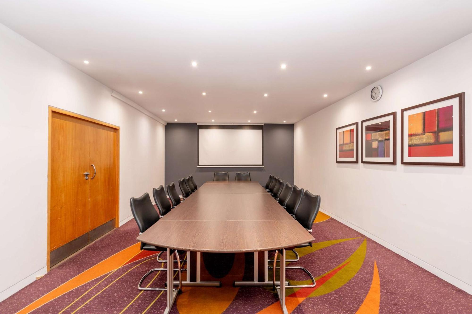 London Twickenham Stadium Hotel, A Member Of Radisson Individuals Zewnętrze zdjęcie